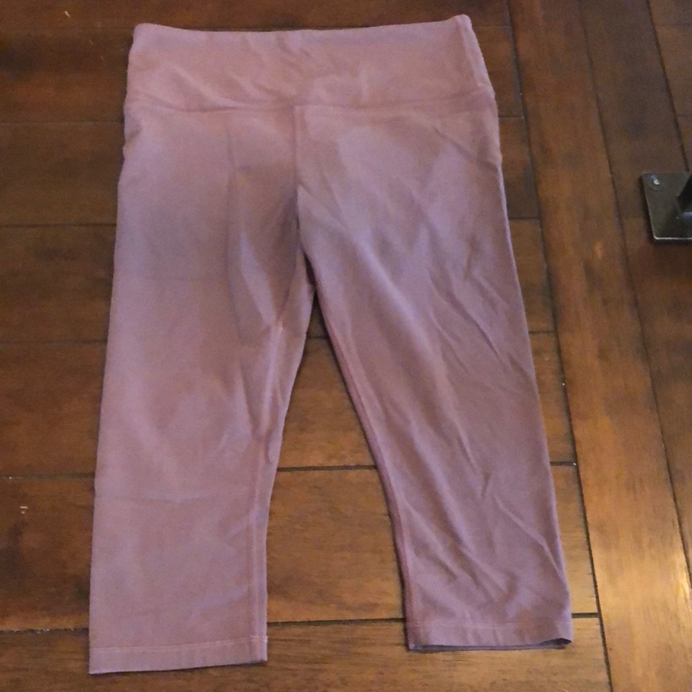 Athleta elation crops
